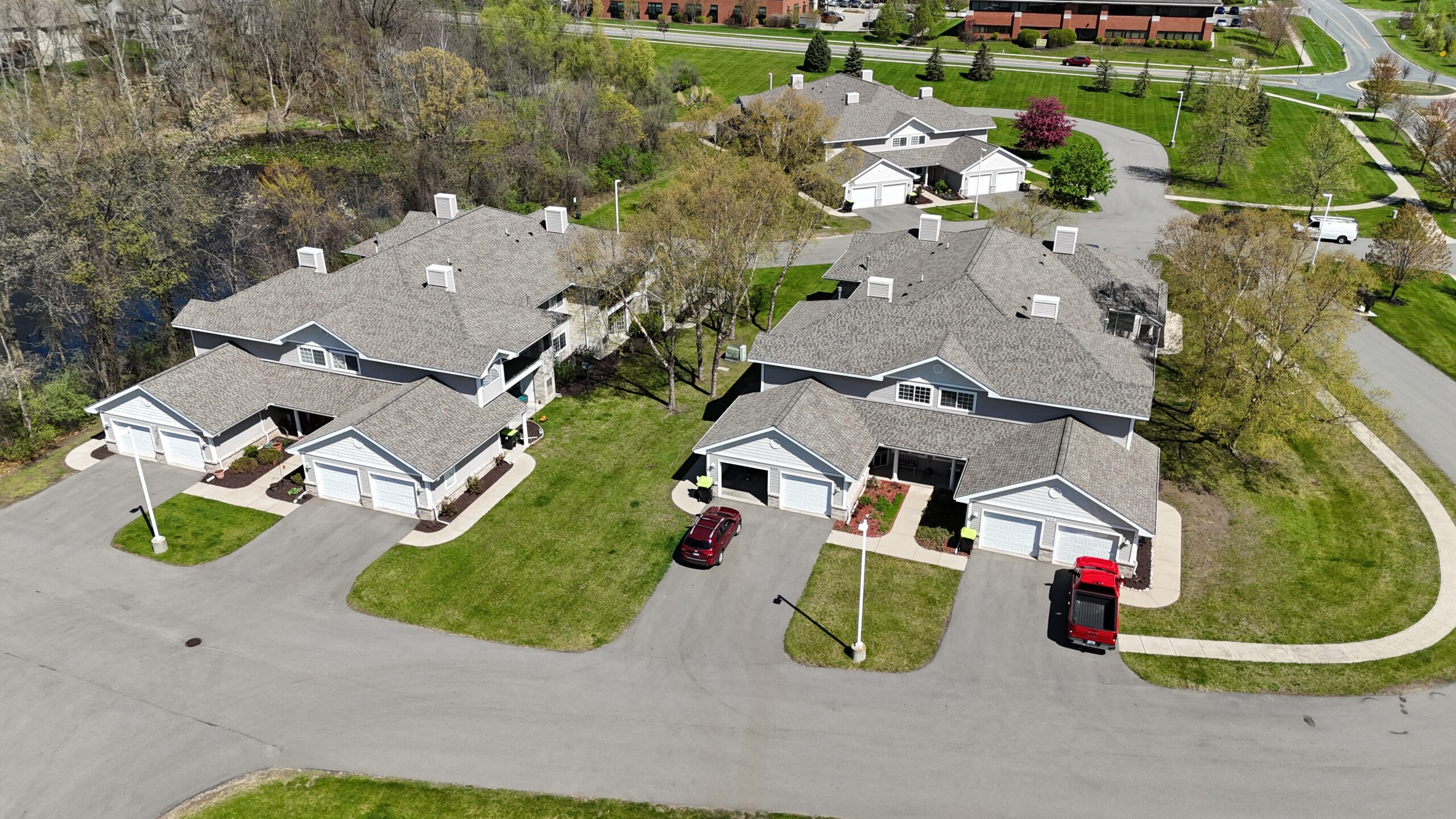 Residential roof replacement project in Metro Detroit, MI — Roofcom (#12)