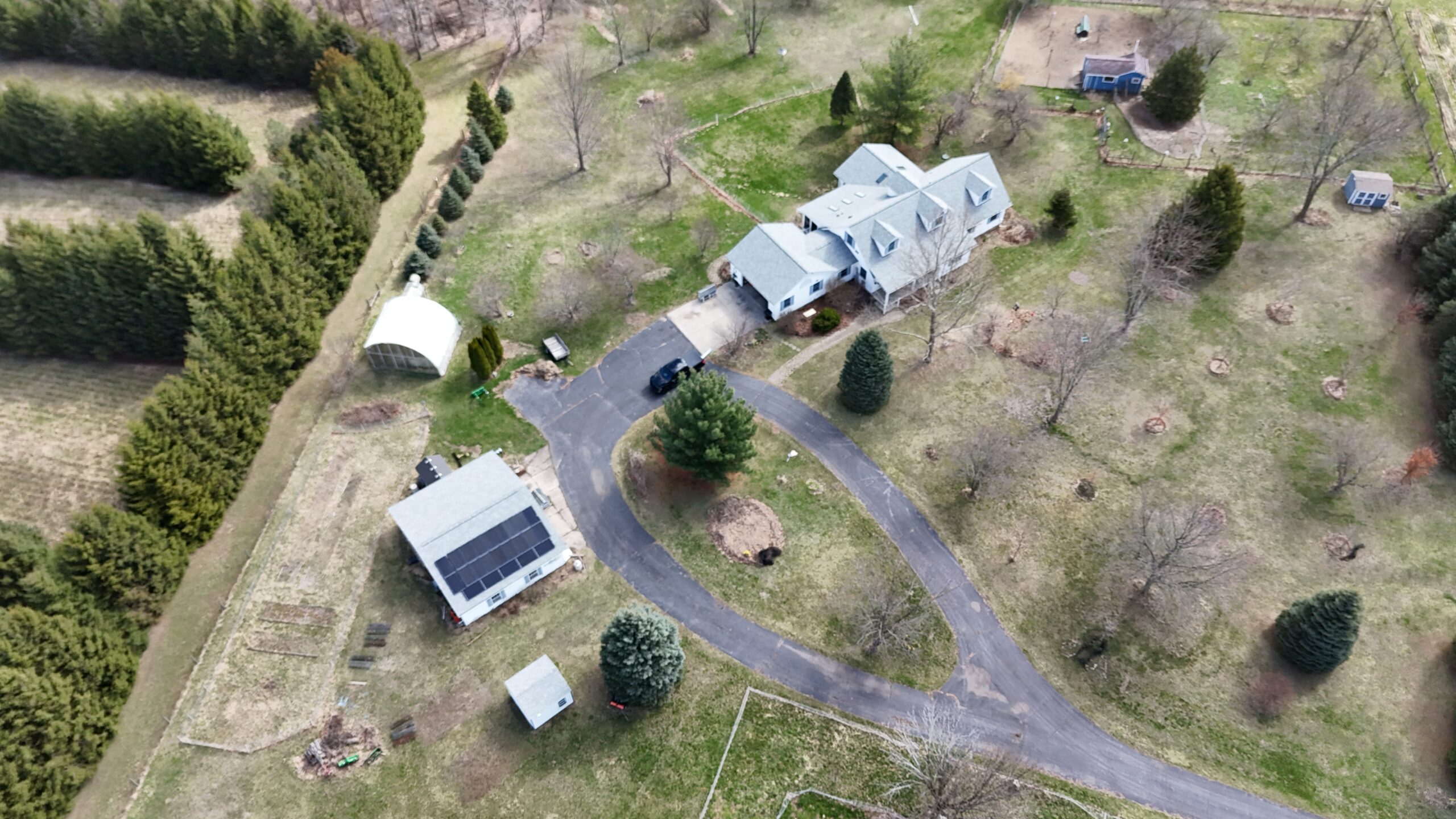 Residential roof replacement project in Metro Detroit, MI — Roofcom (#28)