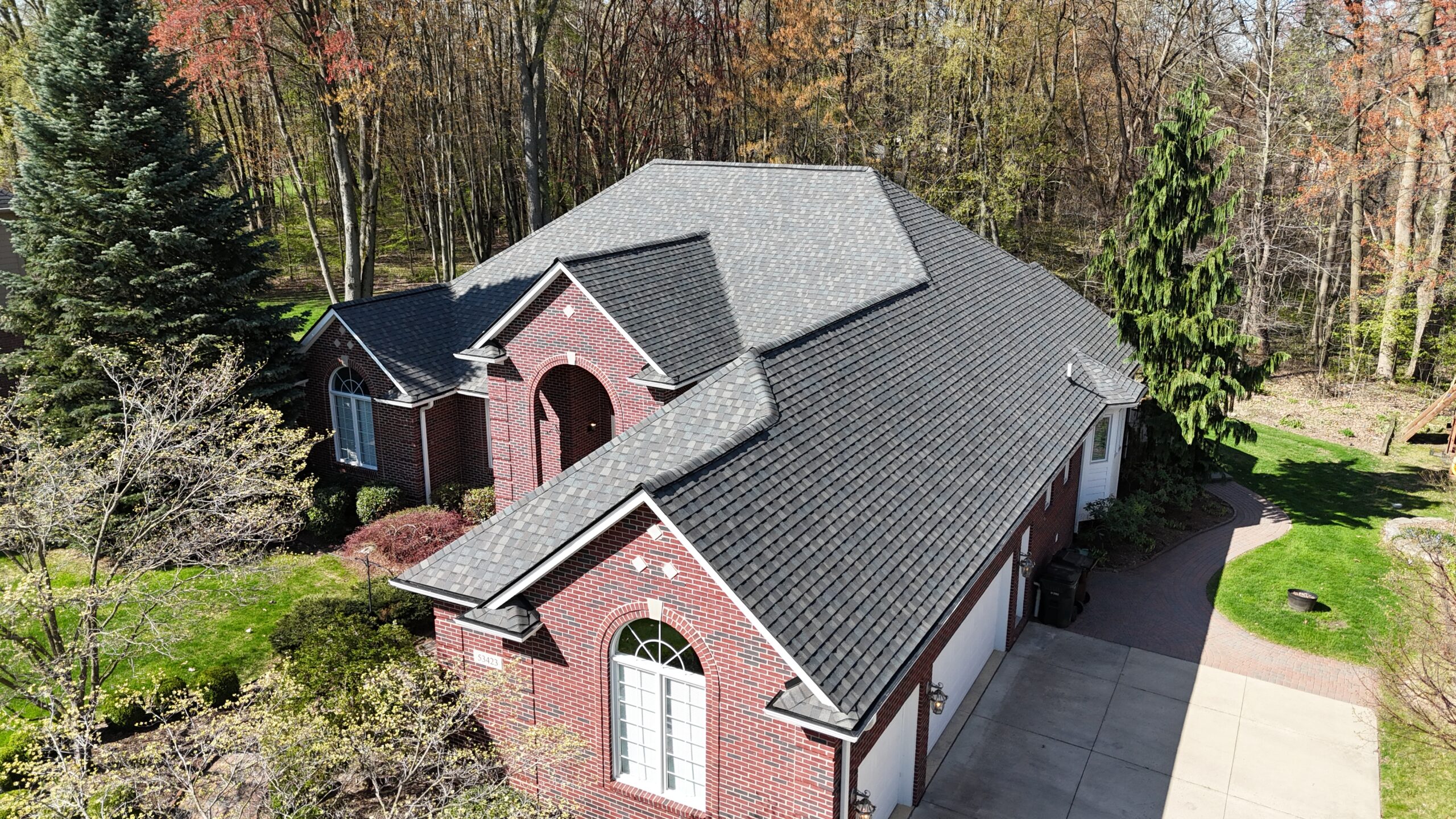 Residential roof replacement project in Metro Detroit, MI — Roofcom (#30)