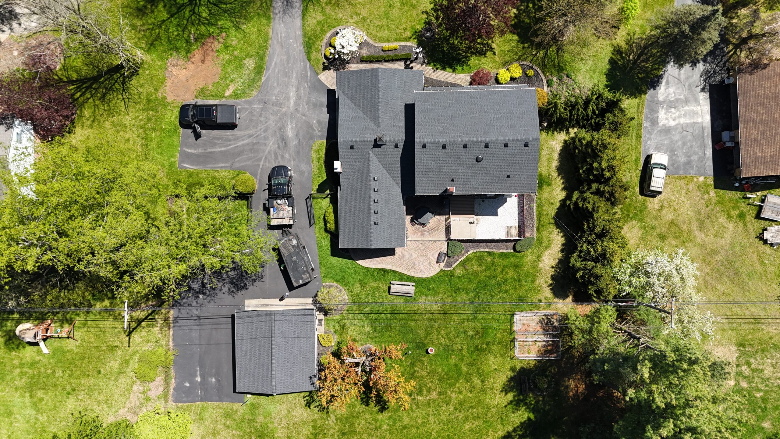 Residential roof replacement project in Metro Detroit, MI — Roofcom (#8)