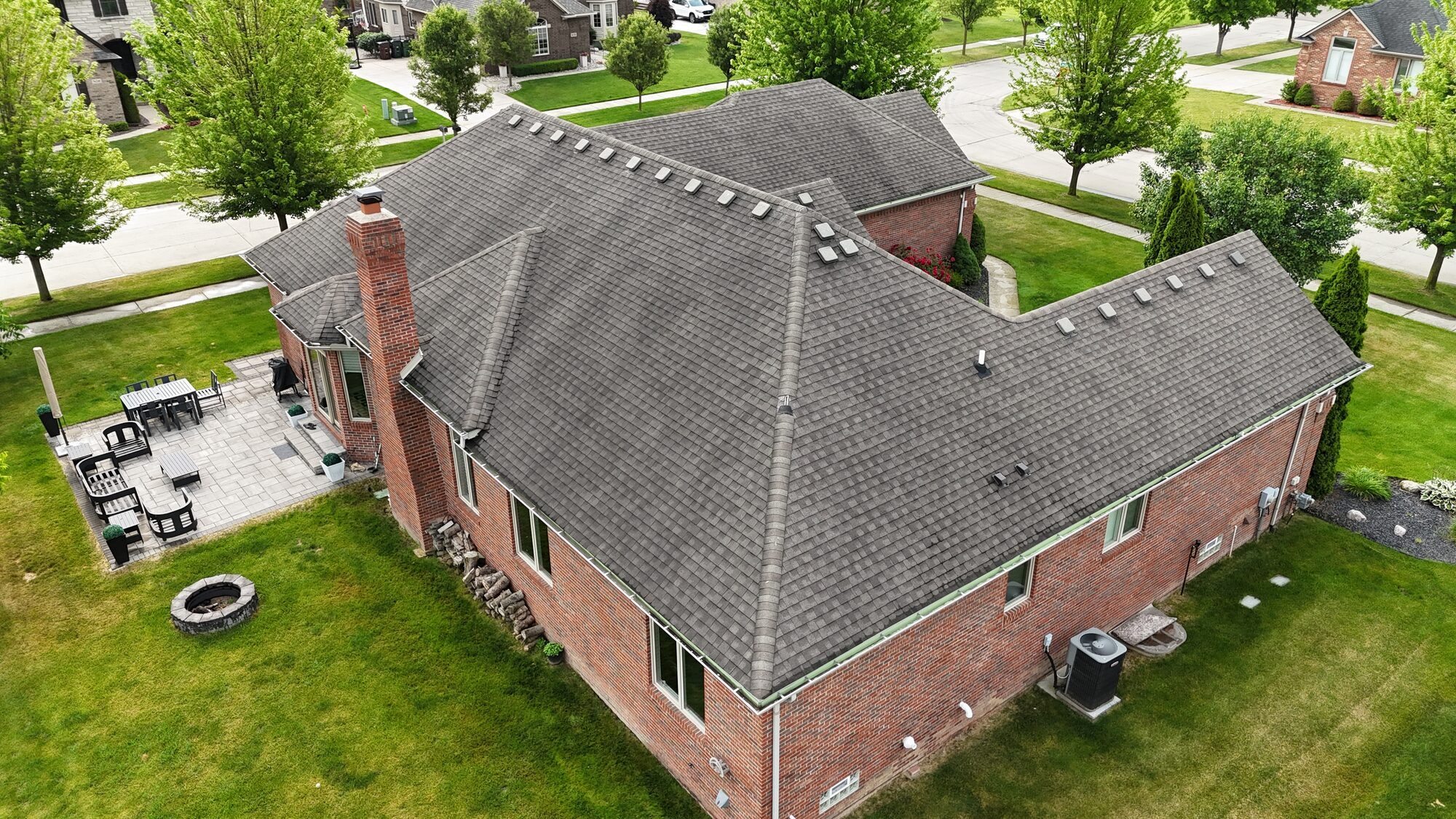 Residential roof replacement project in Metro Detroit, MI — Roofcom (#16)