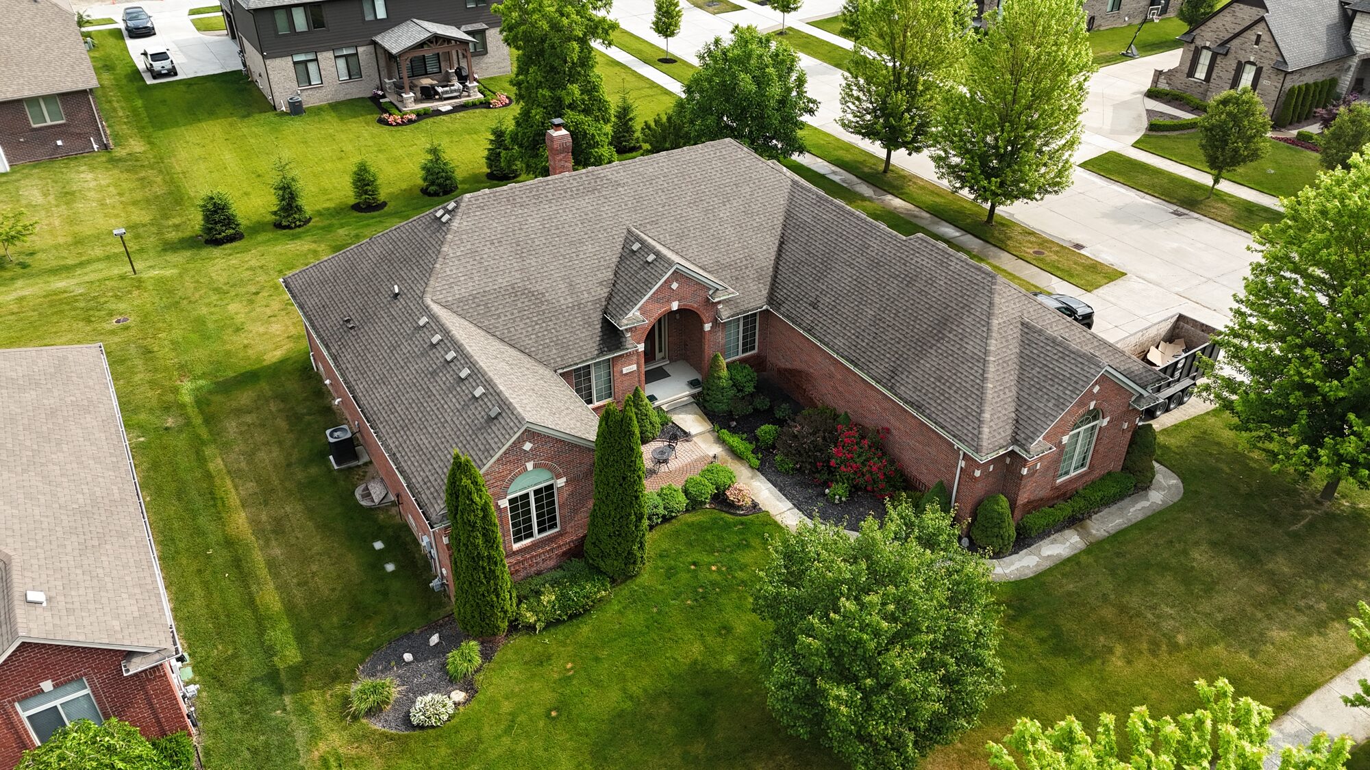 Residential roof replacement project in Metro Detroit, MI — Roofcom (#18)