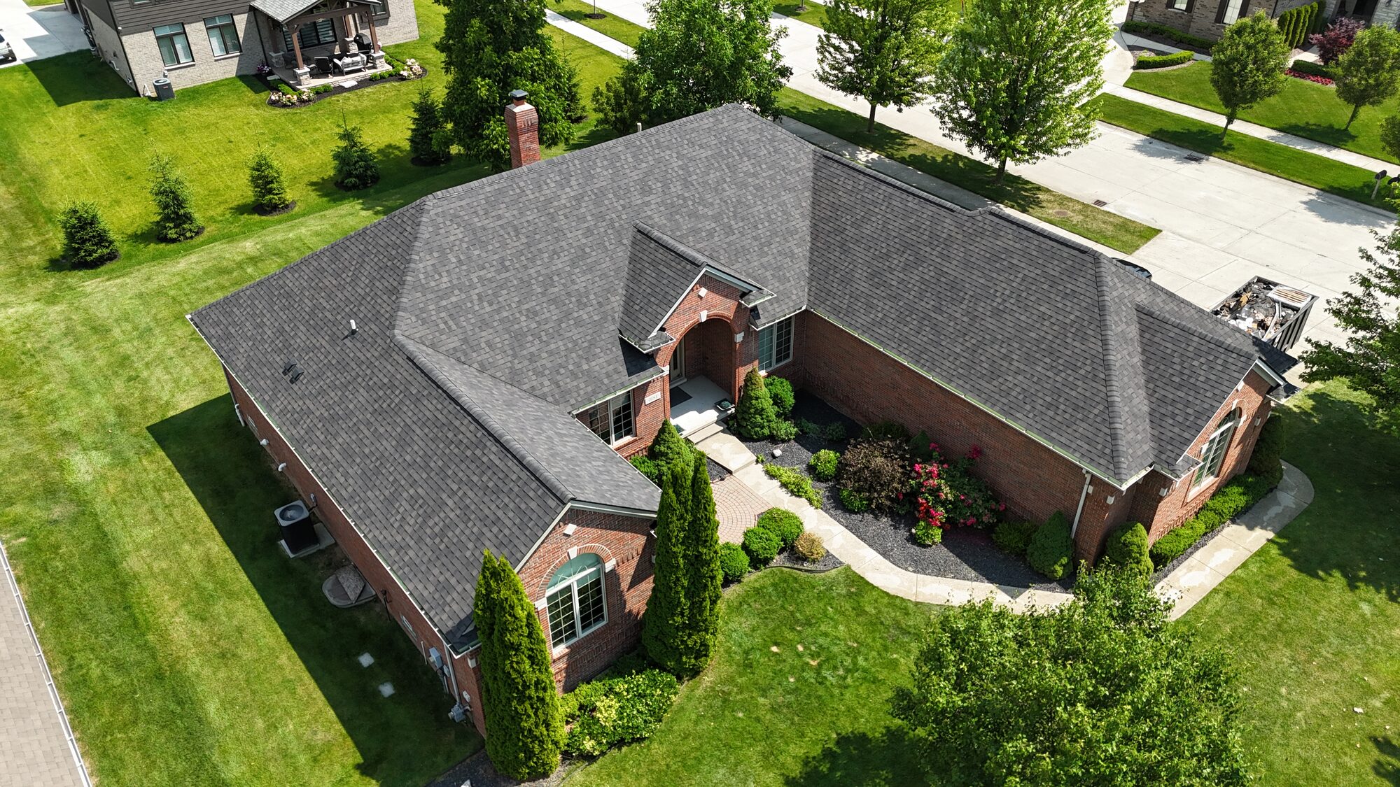 Residential roof replacement project in Metro Detroit, MI — Roofcom (#20)