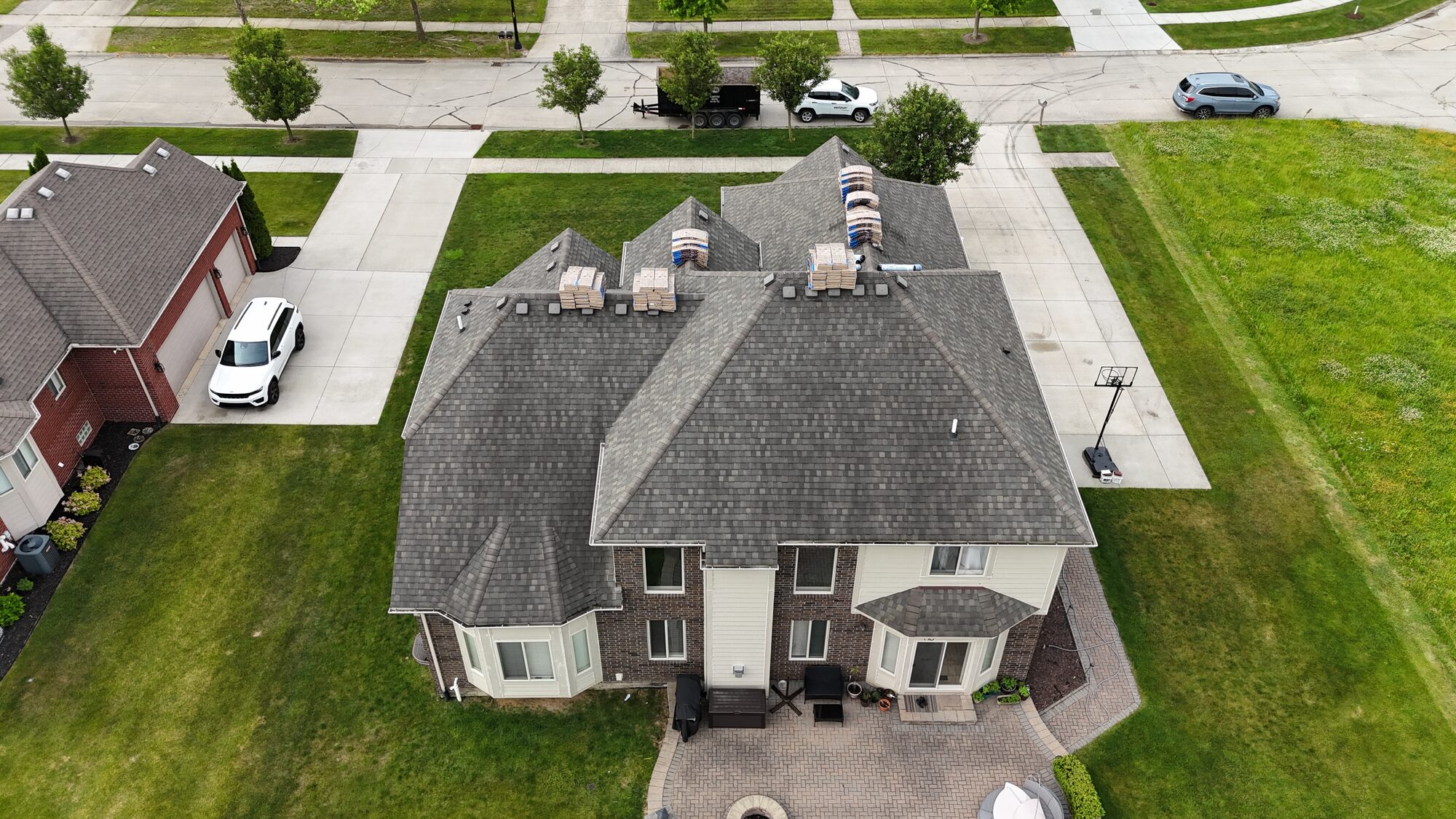 Residential roof replacement project in Metro Detroit, MI — Roofcom (#27)