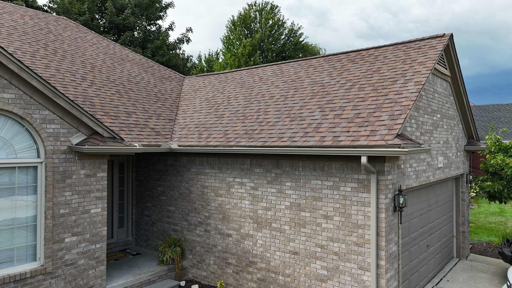 Residential roof replacement project in Metro Detroit, MI — Roofcom (#30)