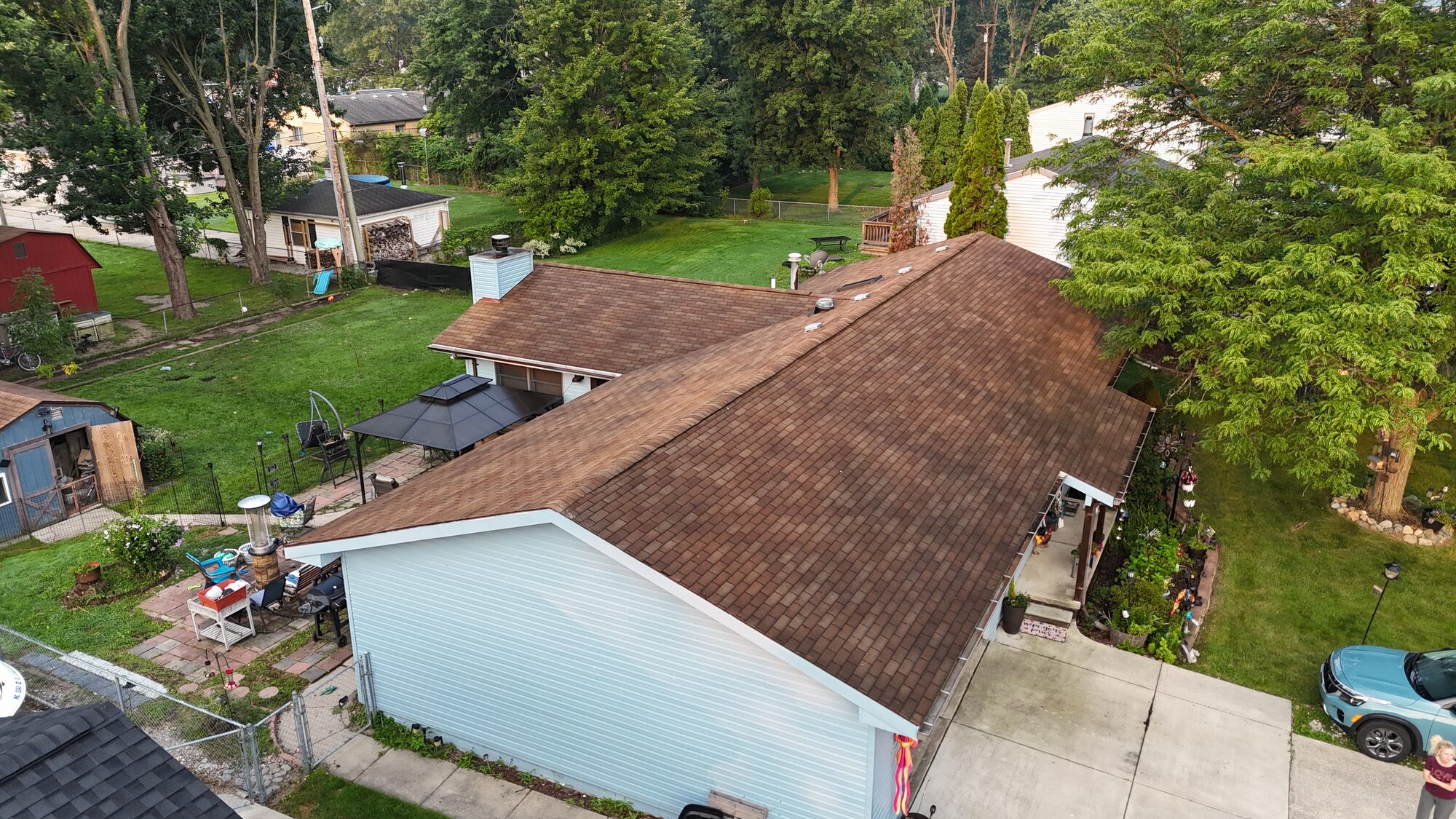 Residential roof replacement project in Metro Detroit, MI — Roofcom (#36)