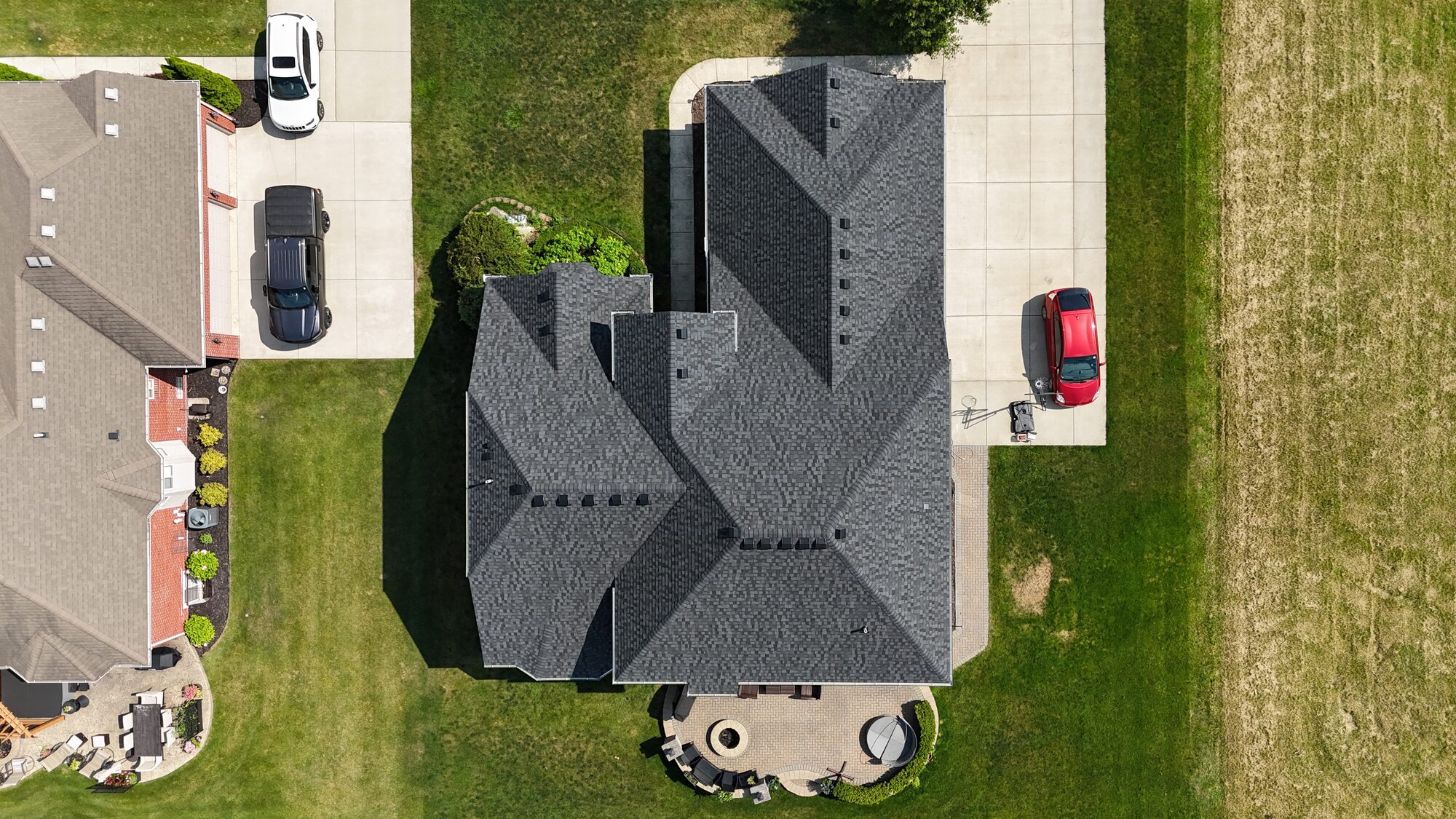 Residential roof replacement project in Metro Detroit, MI — Roofcom (#39)