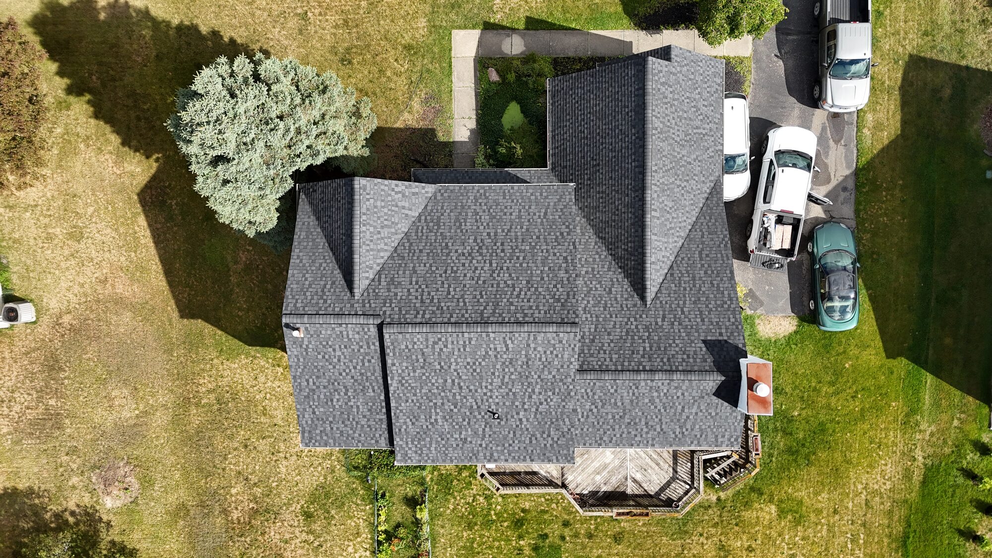 Residential roof replacement project in Metro Detroit, MI — Roofcom (#49)